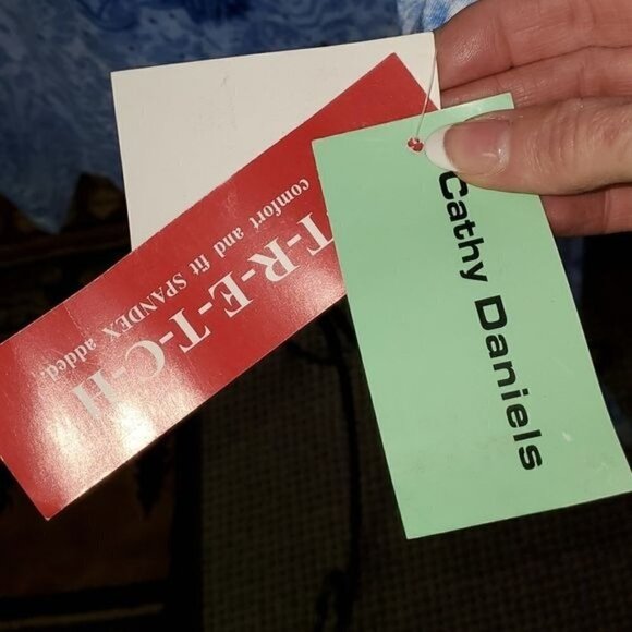 Cathy Daniels Stretch Spandex Embellished Graphic Floral Short Sleeve Sz L Top - Picture 4 of 9